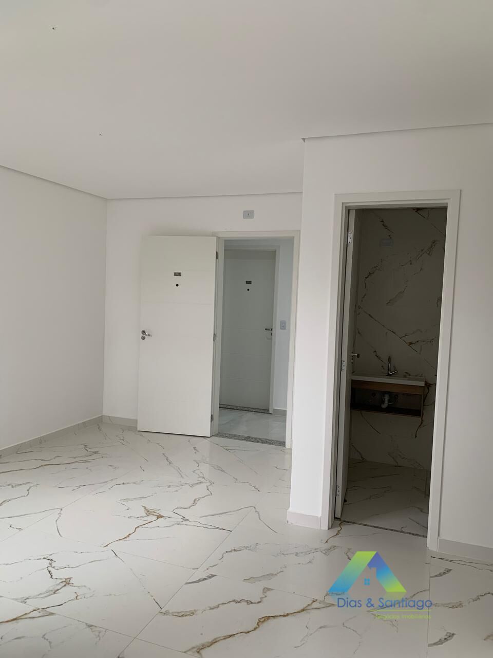 Cobertura à venda com 2 quartos, 106m² - Foto 3