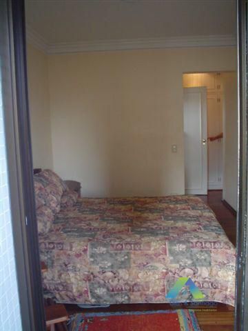 Apartamento para alugar com 3 quartos, 130m² - Foto 8