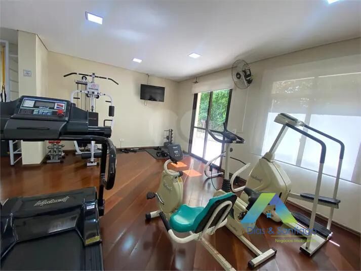 Apartamento para alugar com 3 quartos, 130m² - Foto 48