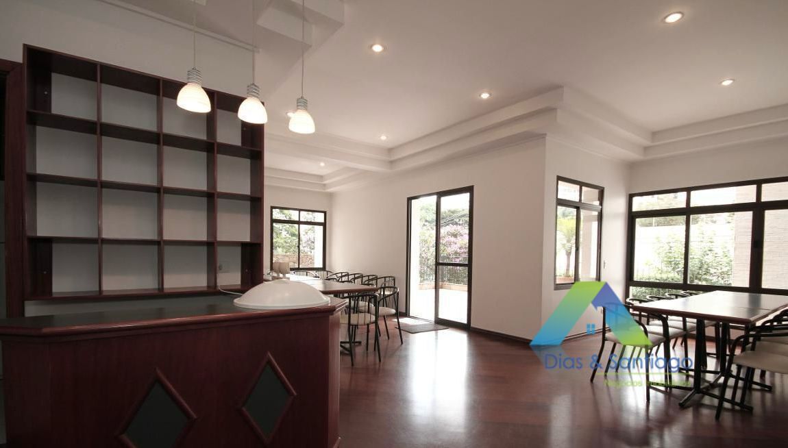 Apartamento para alugar com 3 quartos, 130m² - Foto 33