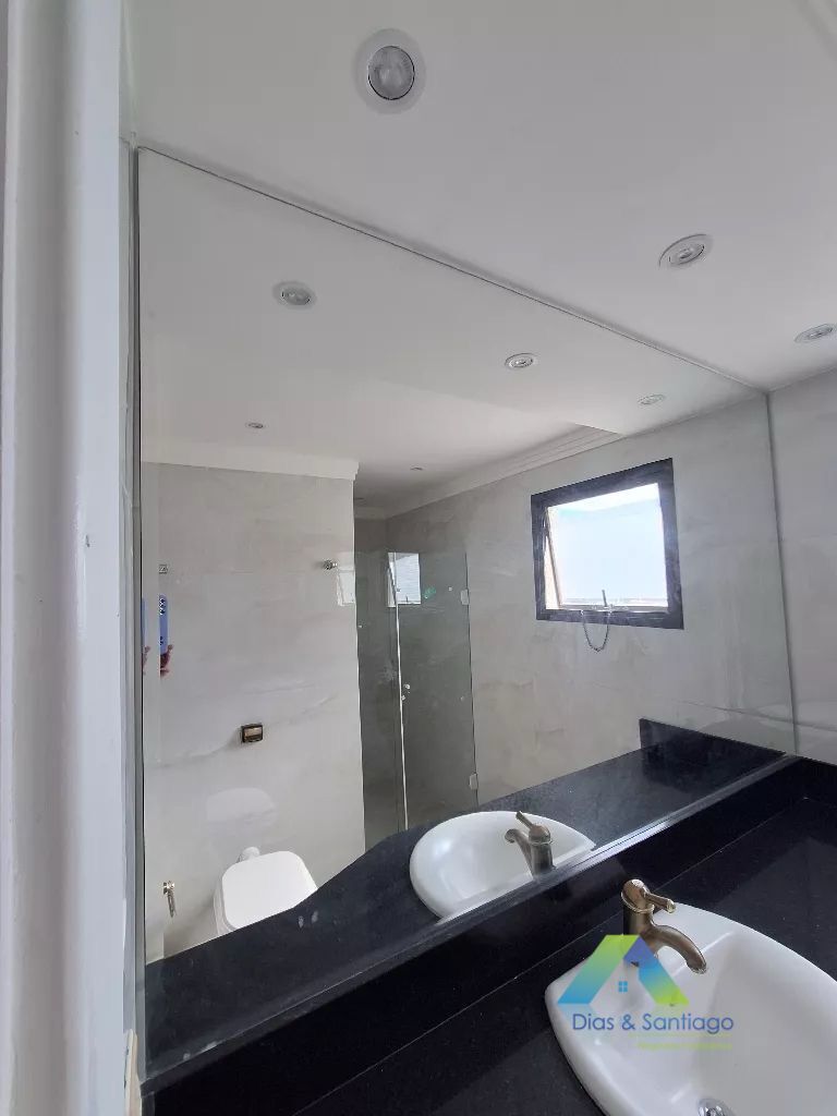 Apartamento para alugar com 3 quartos, 130m² - Foto 11