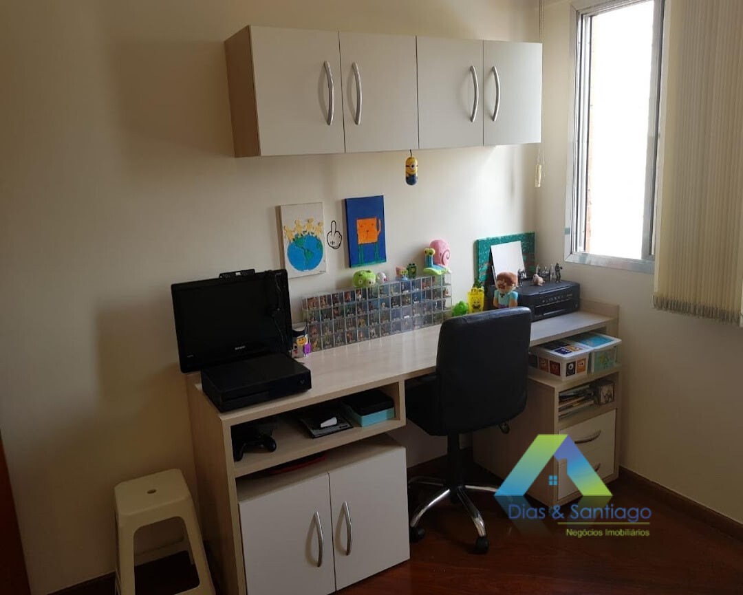 Apartamento à venda com 3 quartos, 77m² - Foto 4