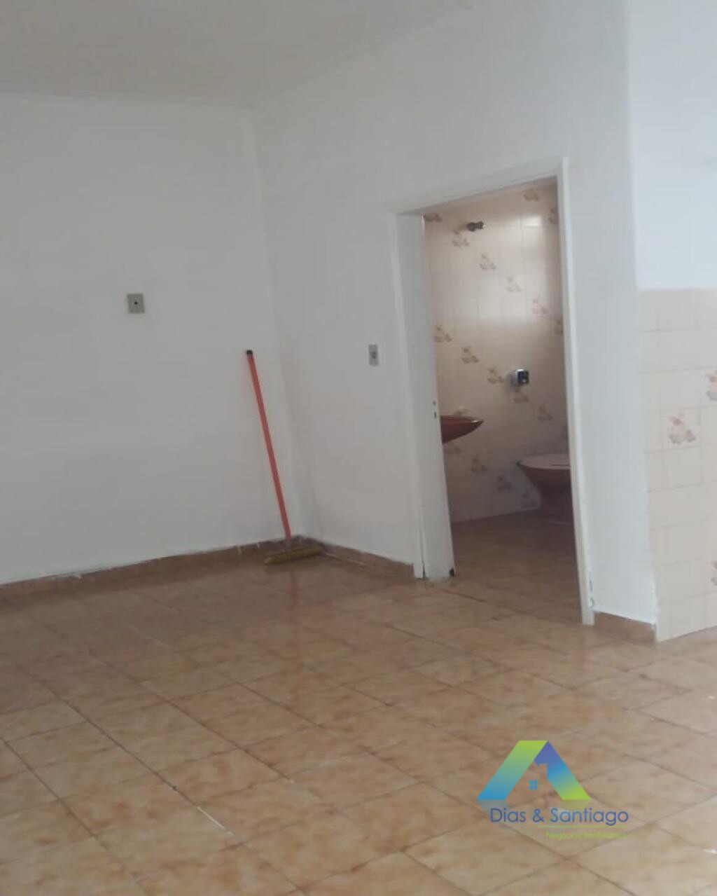 Casa à venda com 2 quartos, 100m² - Foto 24