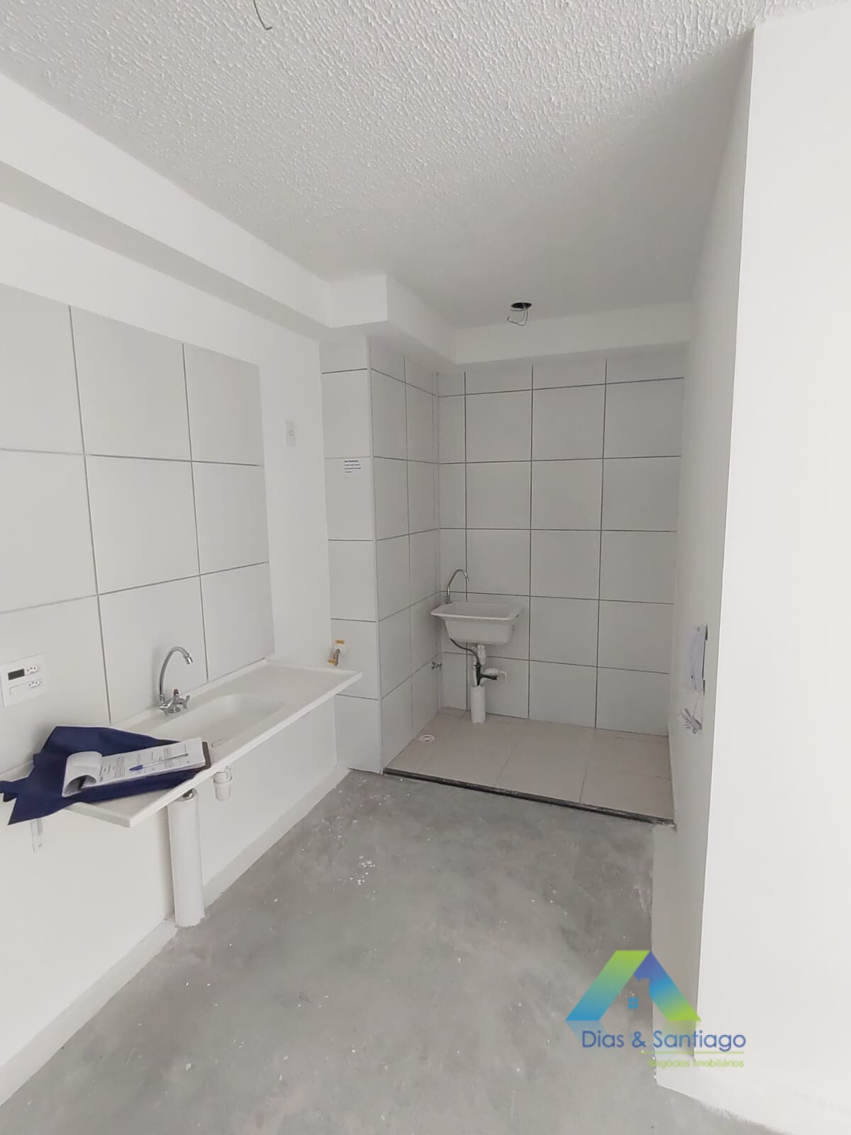 Apartamento à venda com 2 quartos, 37m² - Foto 23