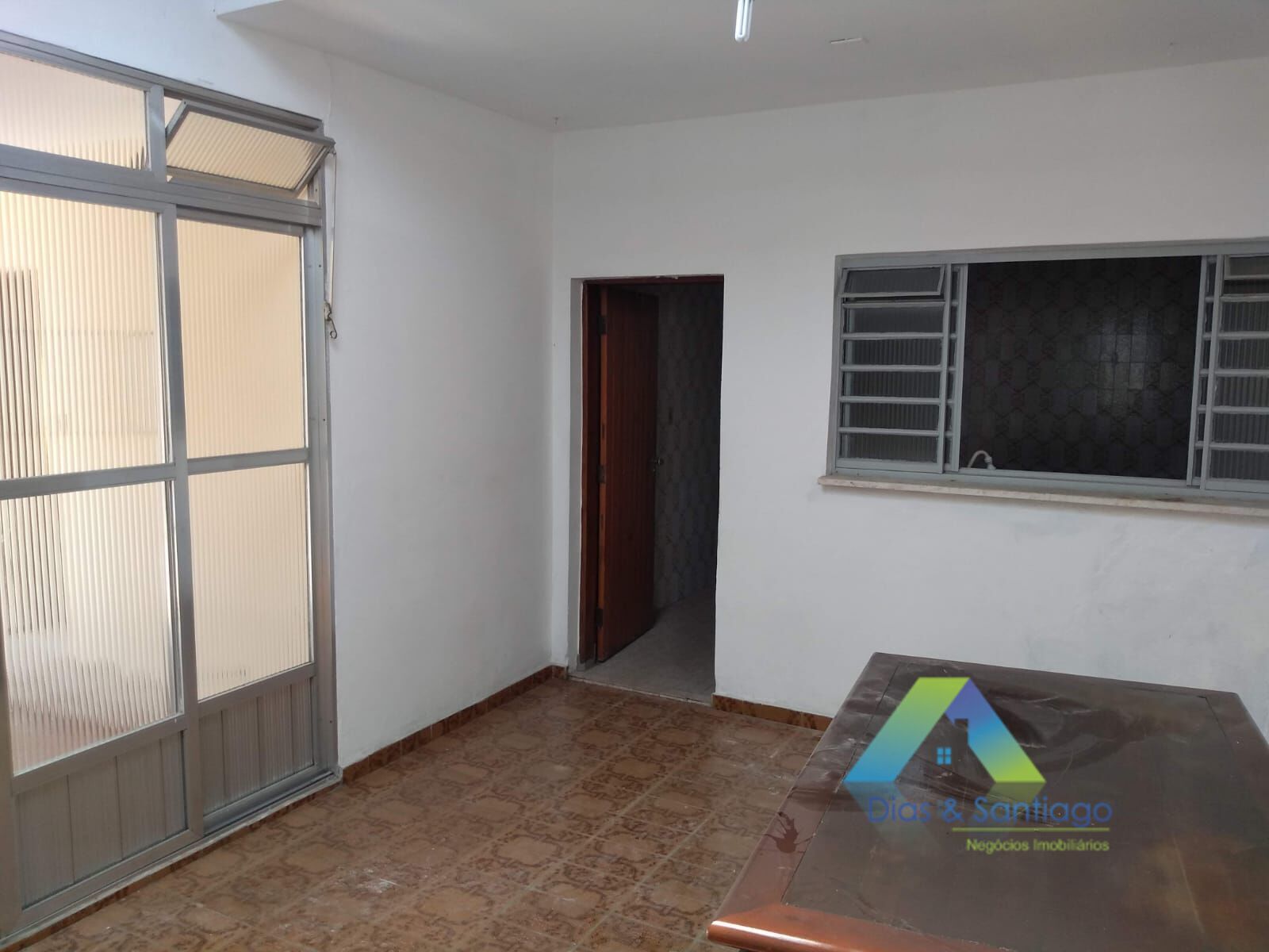 Sobrado à venda com 3 quartos, 182m² - Foto 4