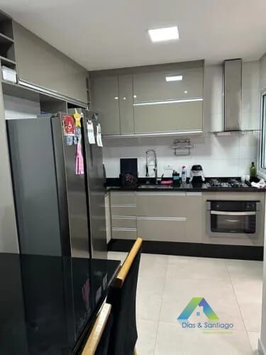 Apartamento à venda com 2 quartos, 65m² - Foto 1