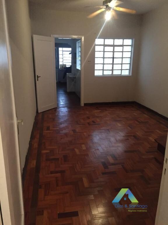 Sobrado à venda com 3 quartos, 190m² - Foto 2