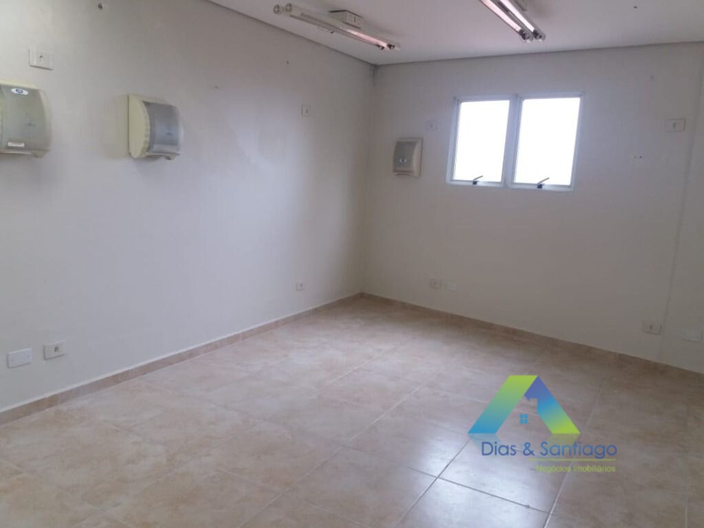 Sobrado para alugar com 3 quartos, 320m² - Foto 7