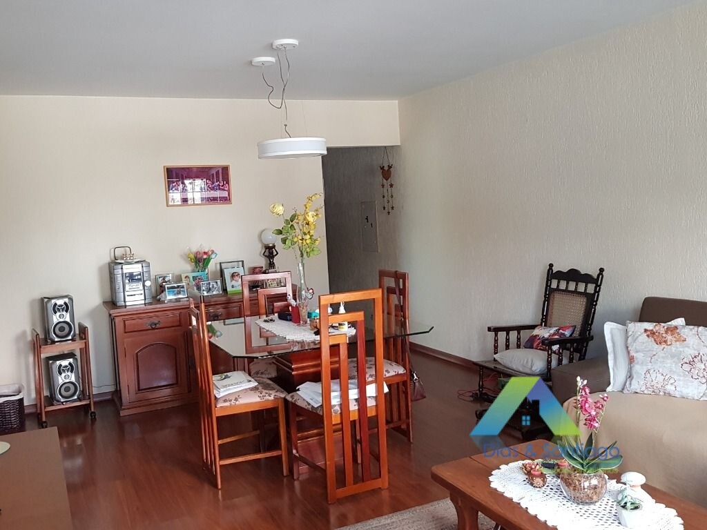 Apartamento à venda com 3 quartos, 110m² - Foto 4