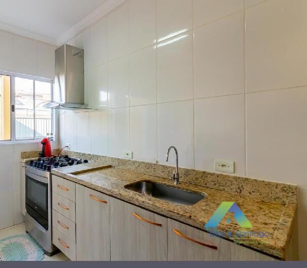 Casa à venda com 3 quartos, 100m² - Foto 4