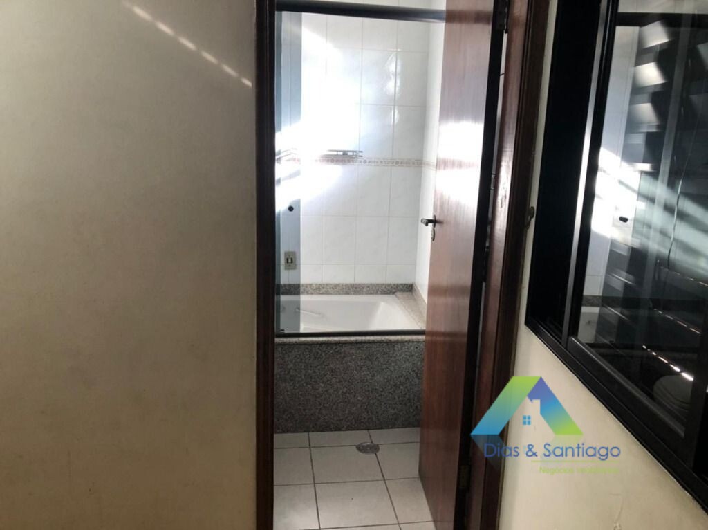 Sobrado à venda com 3 quartos, 310m² - Foto 26