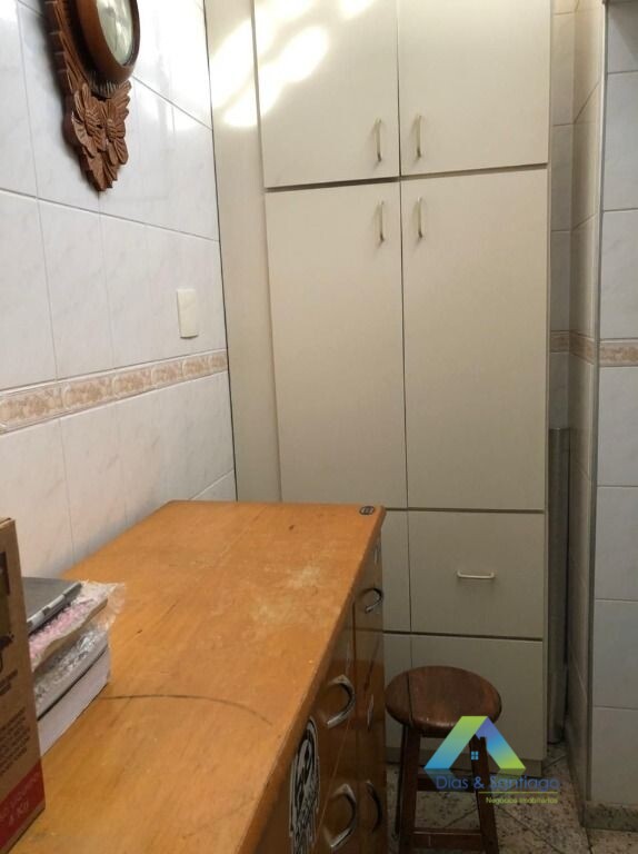 Sobrado à venda com 3 quartos, 310m² - Foto 30