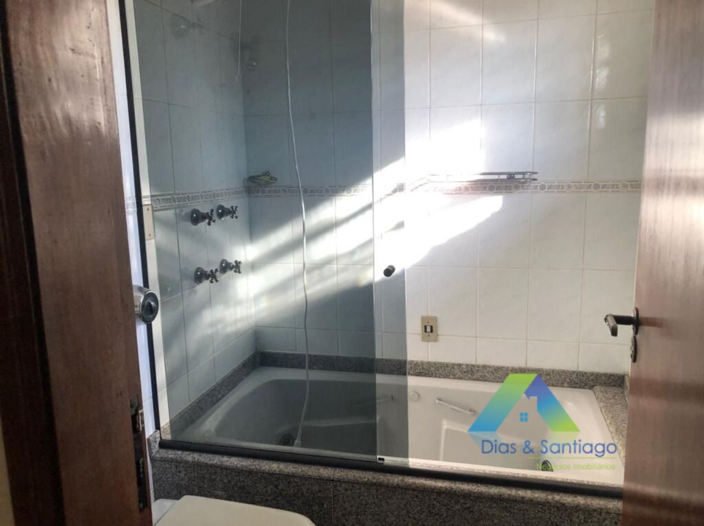 Sobrado à venda com 3 quartos, 310m² - Foto 25