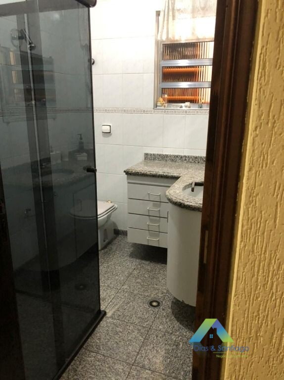 Sobrado à venda com 3 quartos, 310m² - Foto 29