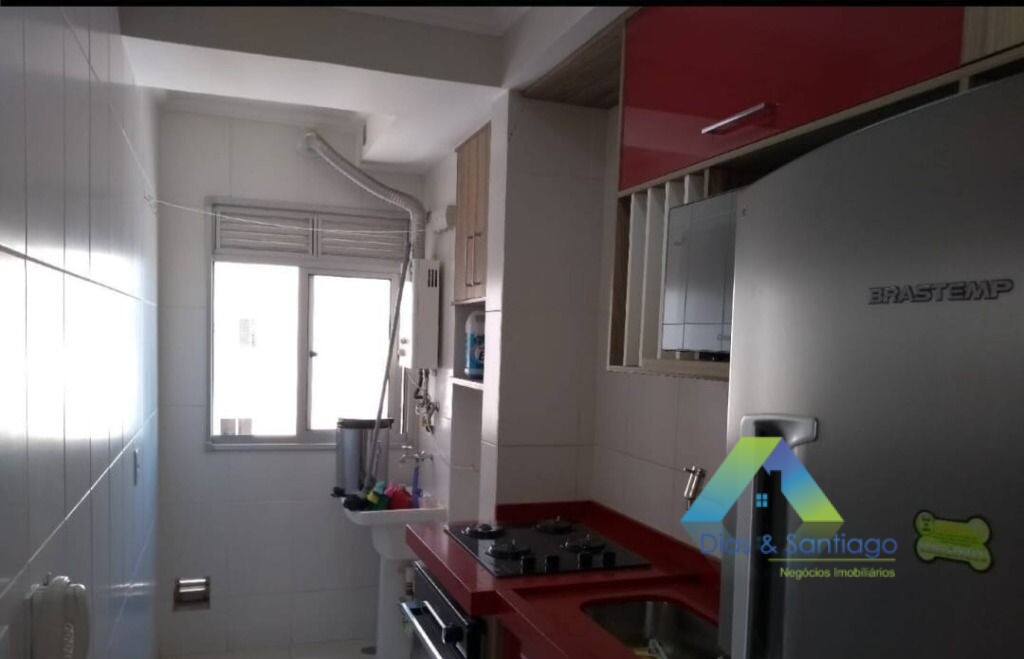 Apartamento à venda com 2 quartos, 44m² - Foto 2