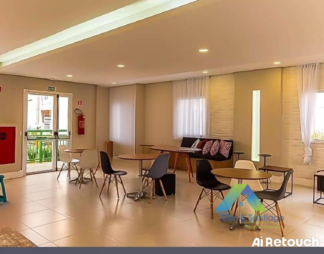 Apartamento à venda com 2 quartos, 42m² - Foto 18
