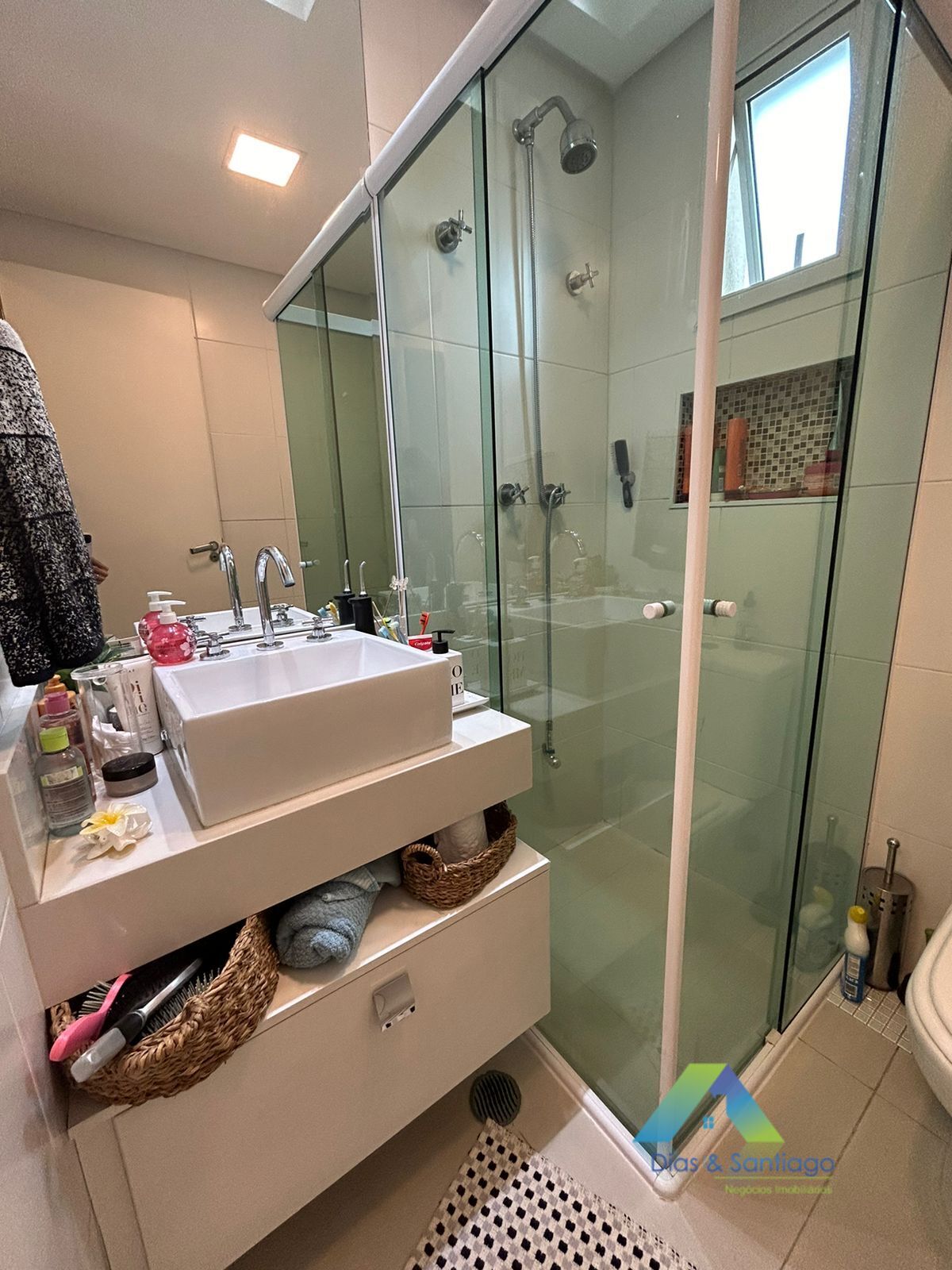 Apartamento à venda com 2 quartos, 75m² - Foto 18