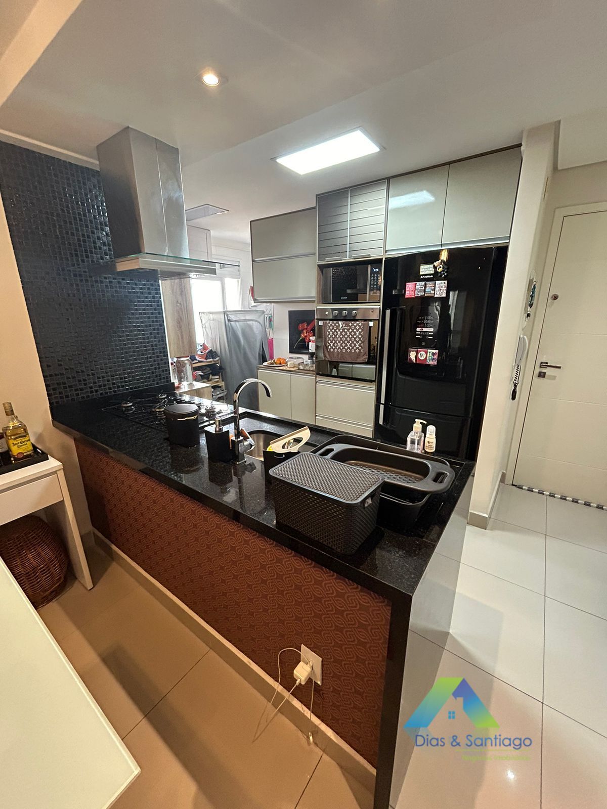 Apartamento à venda com 2 quartos, 75m² - Foto 8