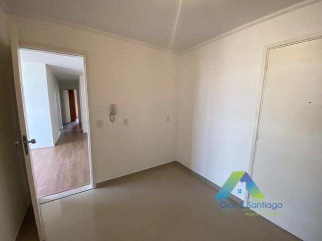 Apartamento à venda com 4 quartos, 97m² - Foto 11