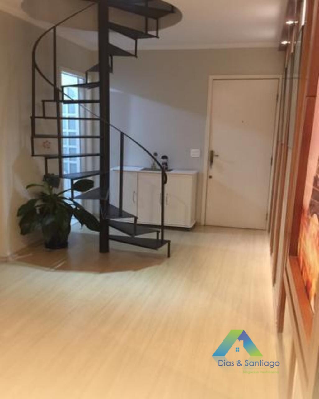 Apartamento à venda com 2 quartos, 80m² - Foto 3