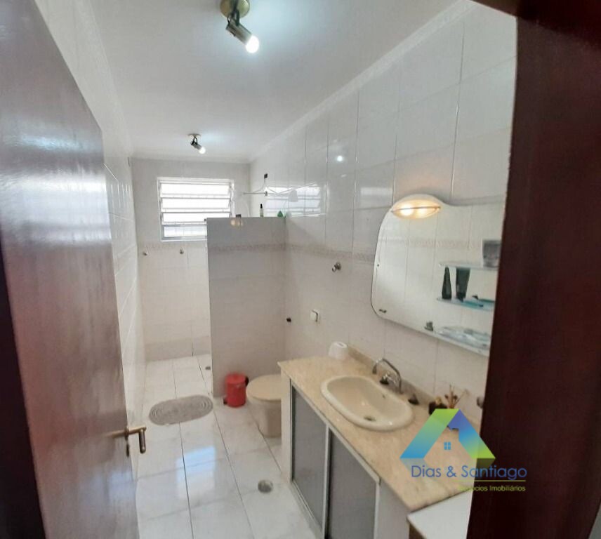 Casa à venda com 3 quartos, 150m² - Foto 17