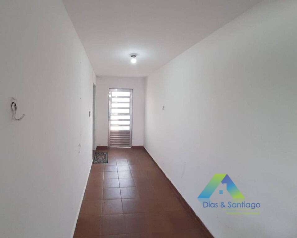 Casa à venda com 3 quartos, 150m² - Foto 11