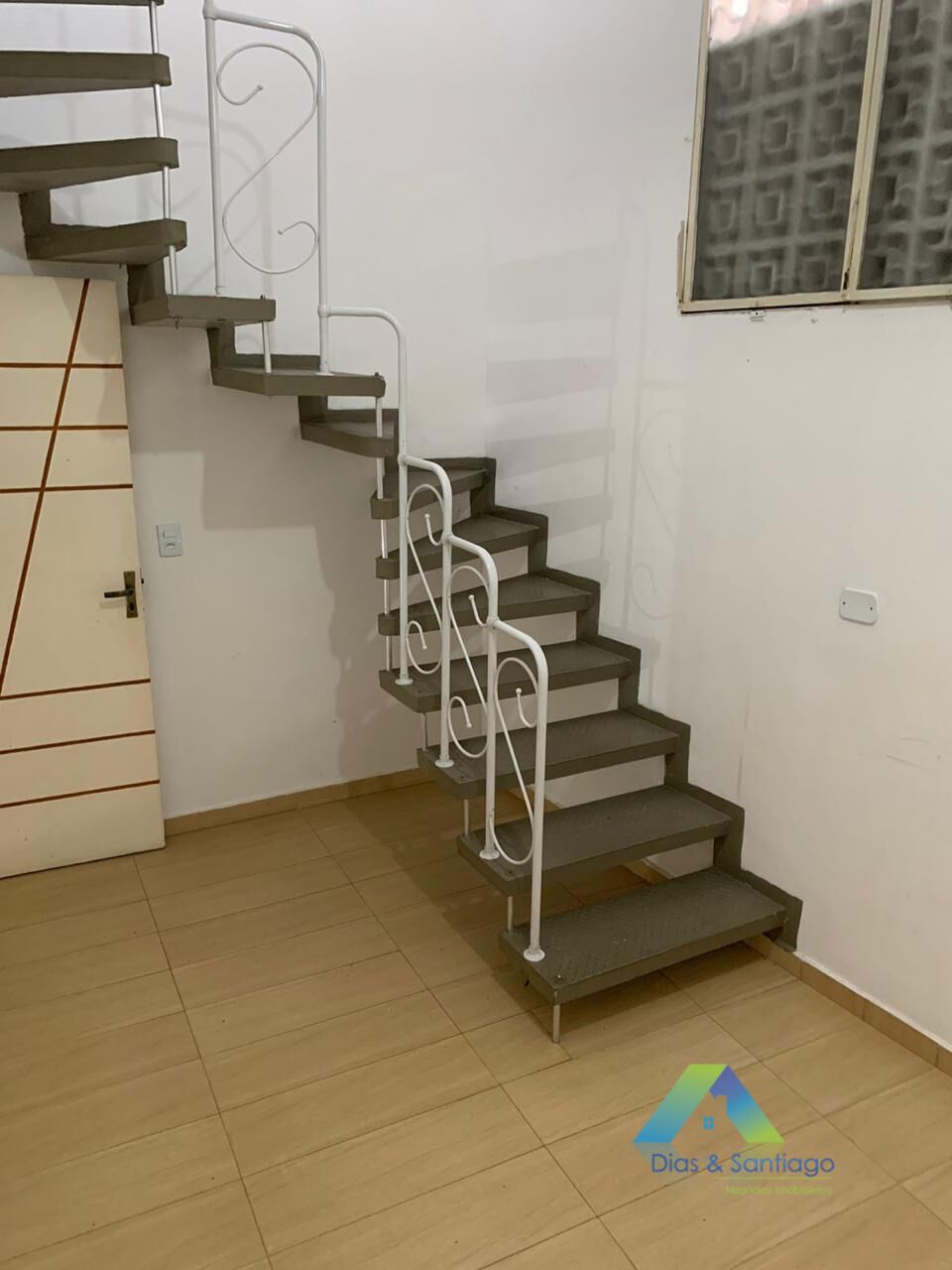 Casa à venda com 1 quarto, 90m² - Foto 11