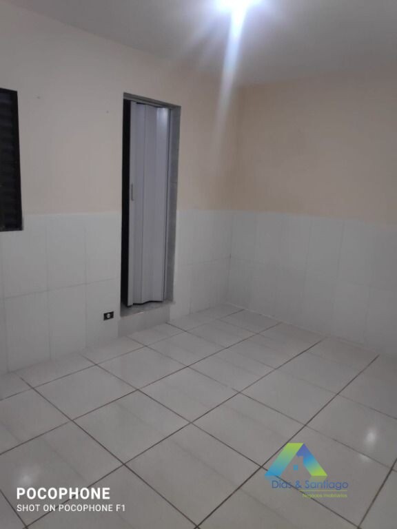 Casa à venda com 2 quartos, 120m² - Foto 13