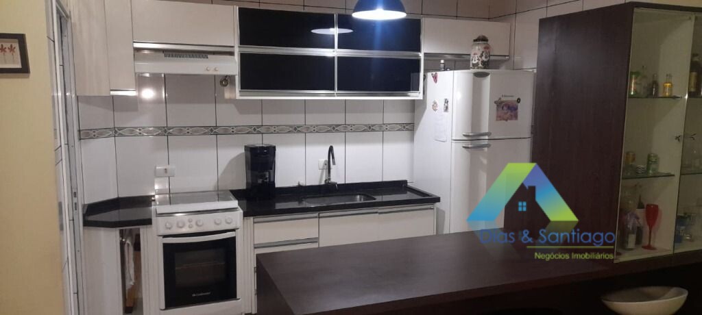 Apartamento à venda com 2 quartos, 68m² - Foto 2