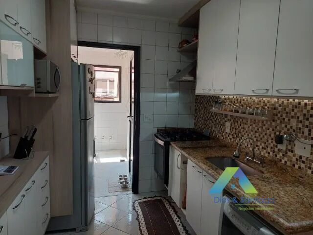 Apartamento à venda com 3 quartos, 110m² - Foto 16