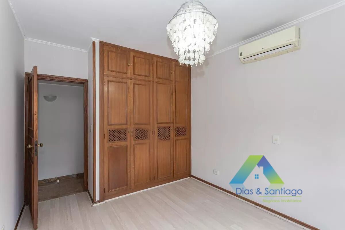 Casa para alugar com 3 quartos, 294m² - Foto 13