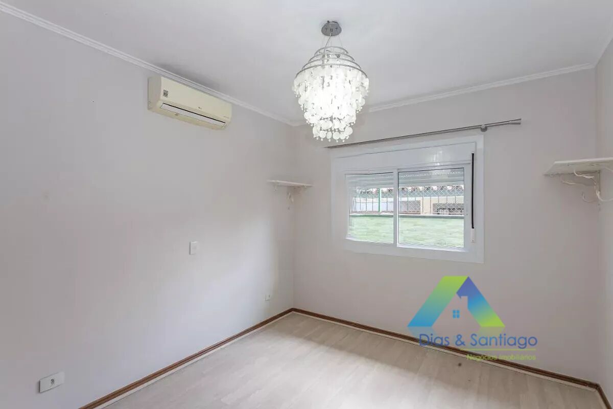 Casa para alugar com 3 quartos, 294m² - Foto 12