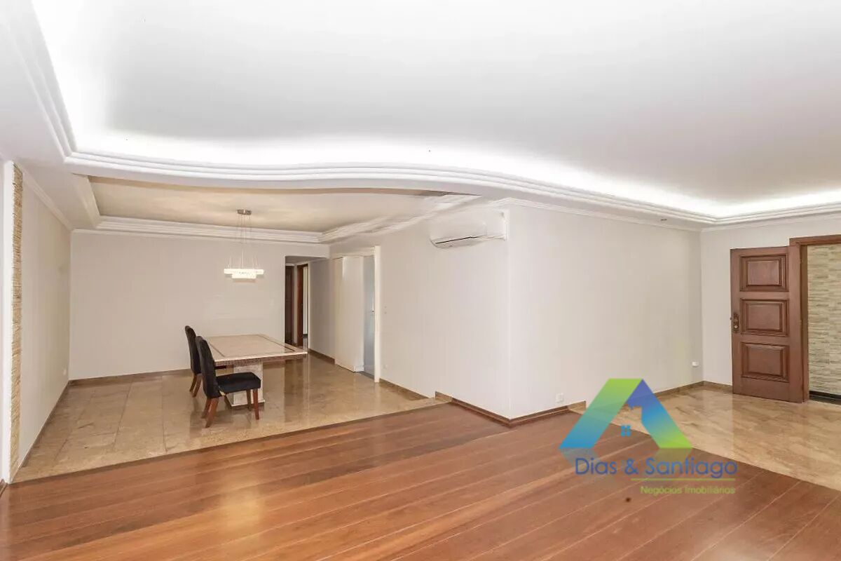 Casa para alugar com 3 quartos, 294m² - Foto 1