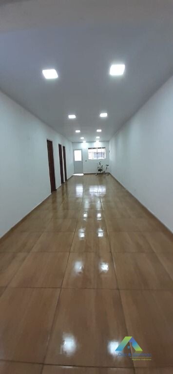 Sobrado à venda com 4 quartos, 250m² - Foto 14