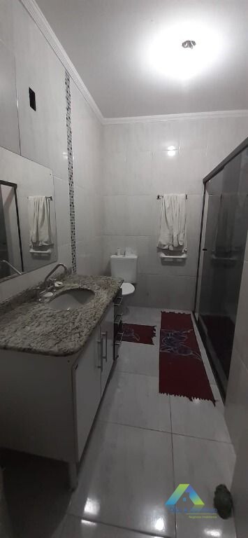 Sobrado à venda com 4 quartos, 250m² - Foto 24