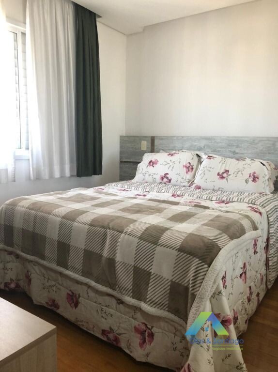 Apartamento à venda com 4 quartos, 108m² - Foto 27