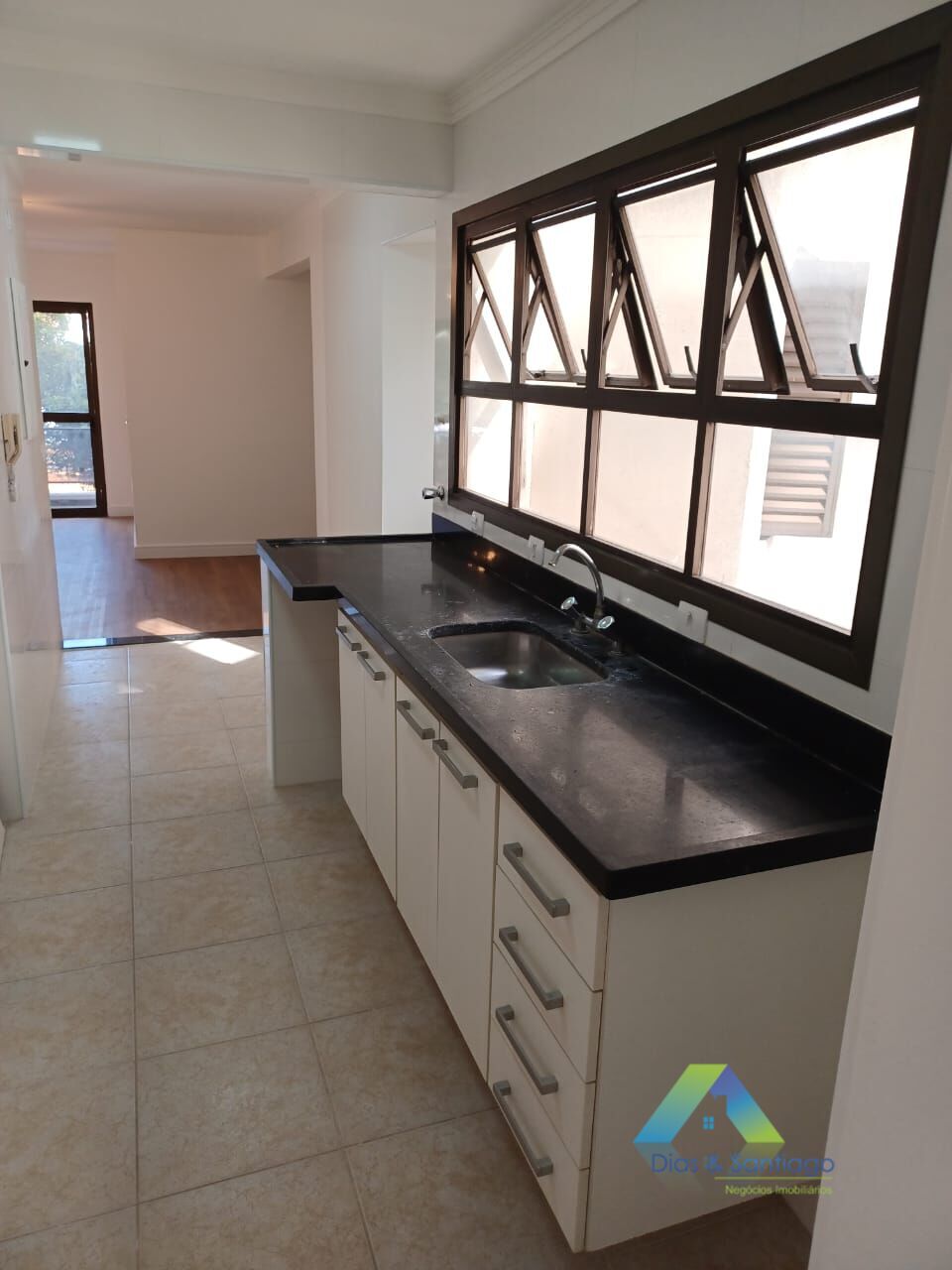 Apartamento para alugar com 4 quartos, 96m² - Foto 8