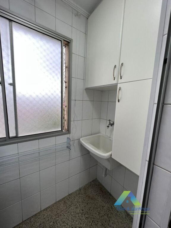 Apartamento à venda com 2 quartos, 59m² - Foto 12