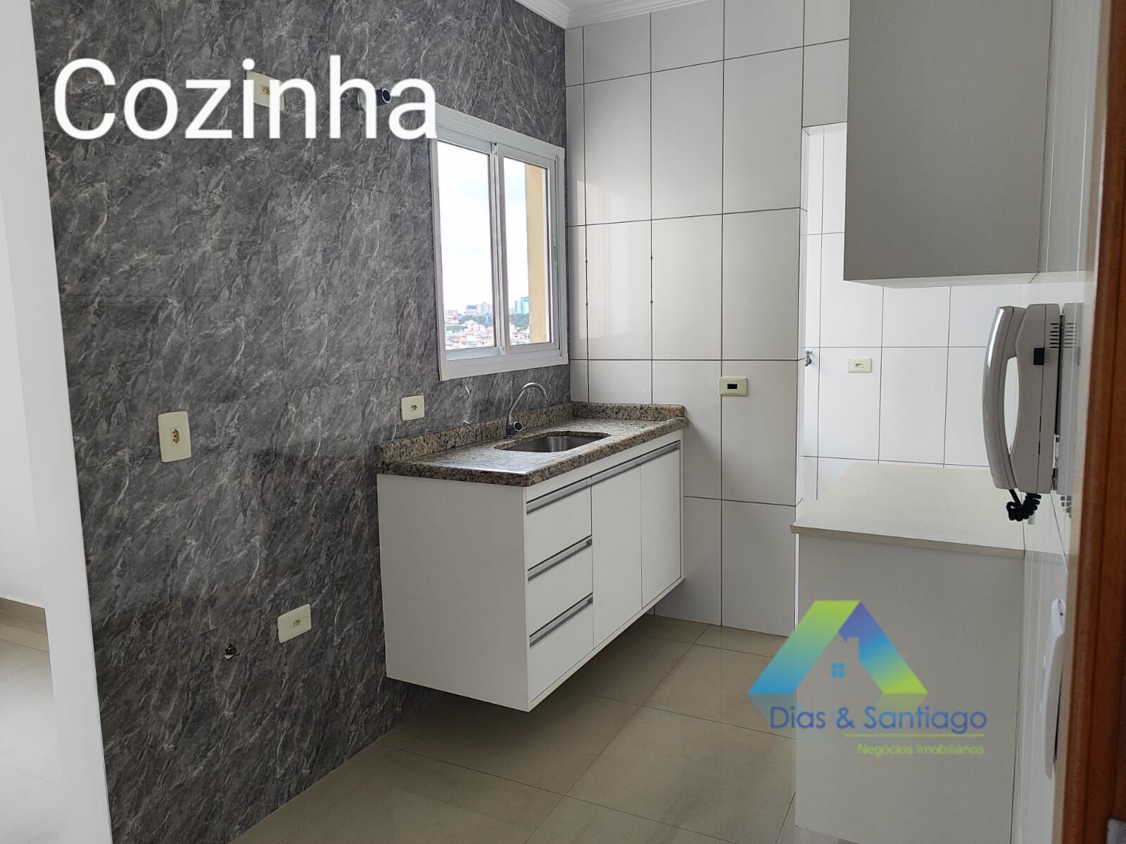 Apartamento à venda com 2 quartos, 51m² - Foto 2