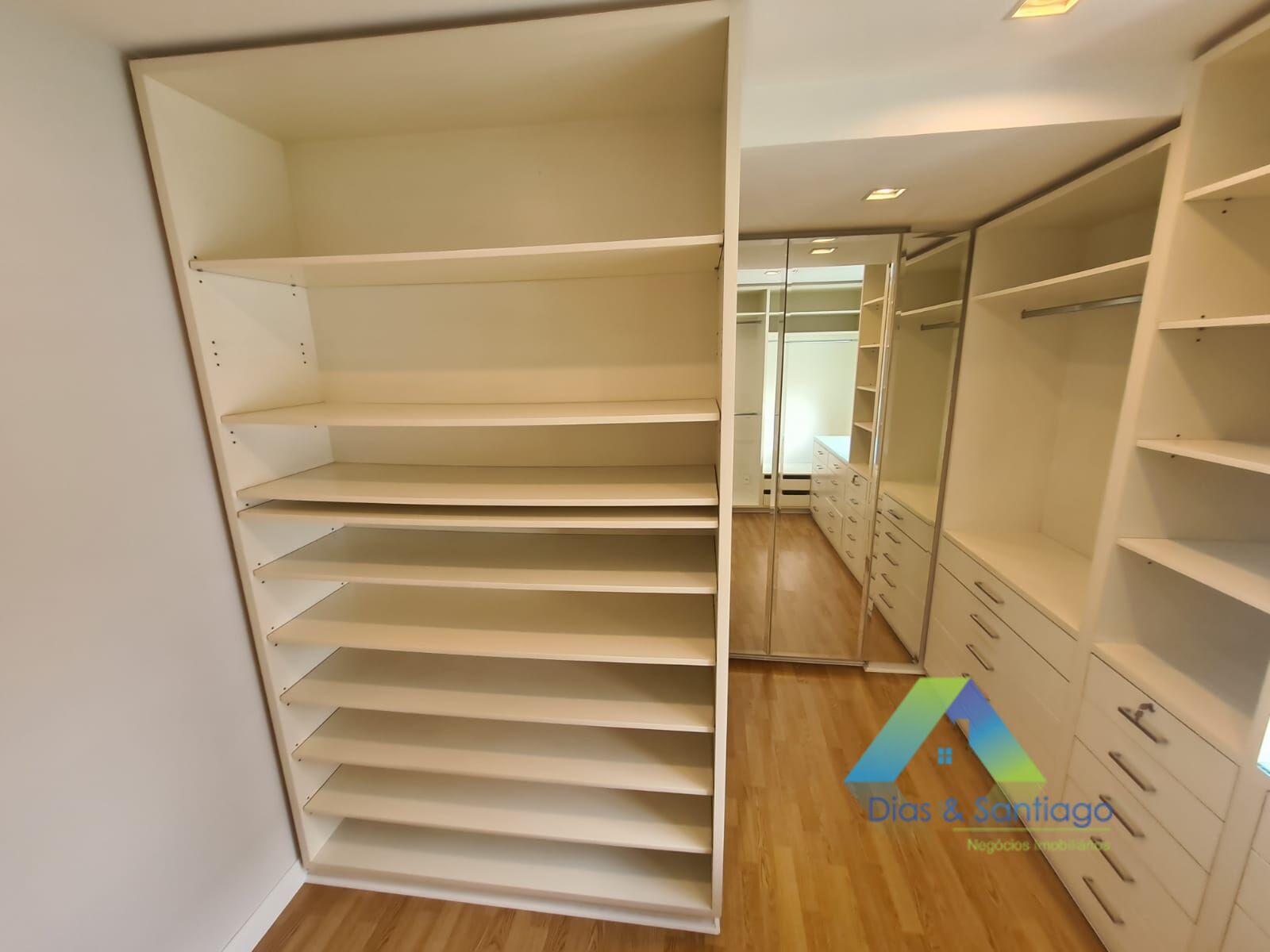 Apartamento, 3 quartos, 250 m² - Foto 11