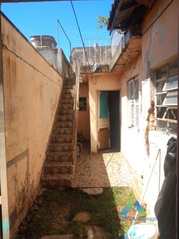 Casa à venda com 3 quartos, 200m² - Foto 5