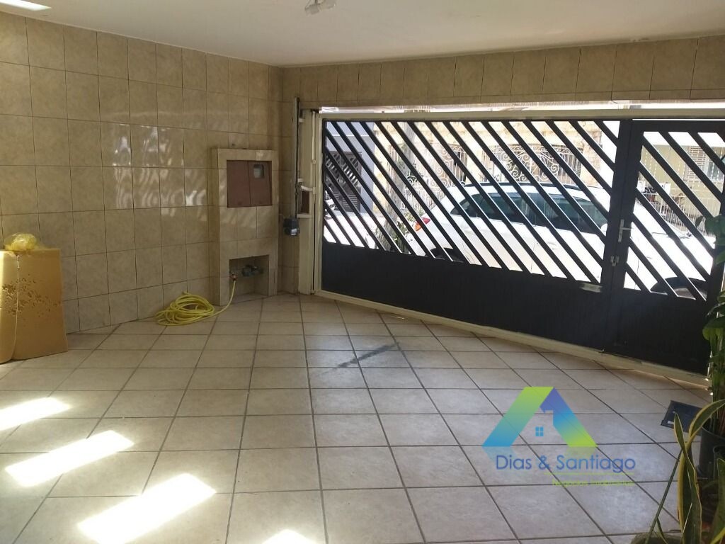 Sobrado à venda com 3 quartos, 160m² - Foto 4