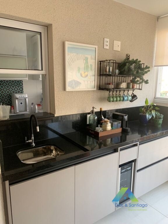 Apartamento à venda com 2 quartos, 64m² - Foto 3