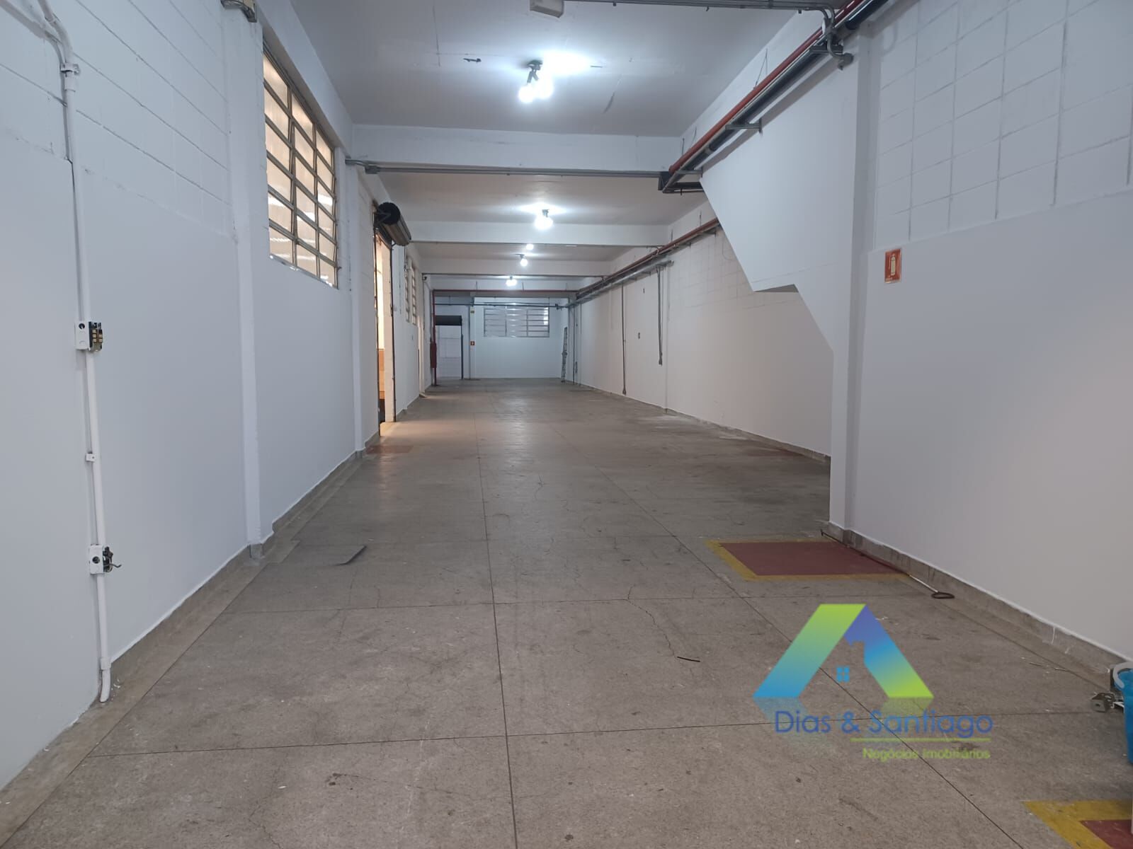 Depósito-Galpão-Armazém para alugar, 875m² - Foto 3