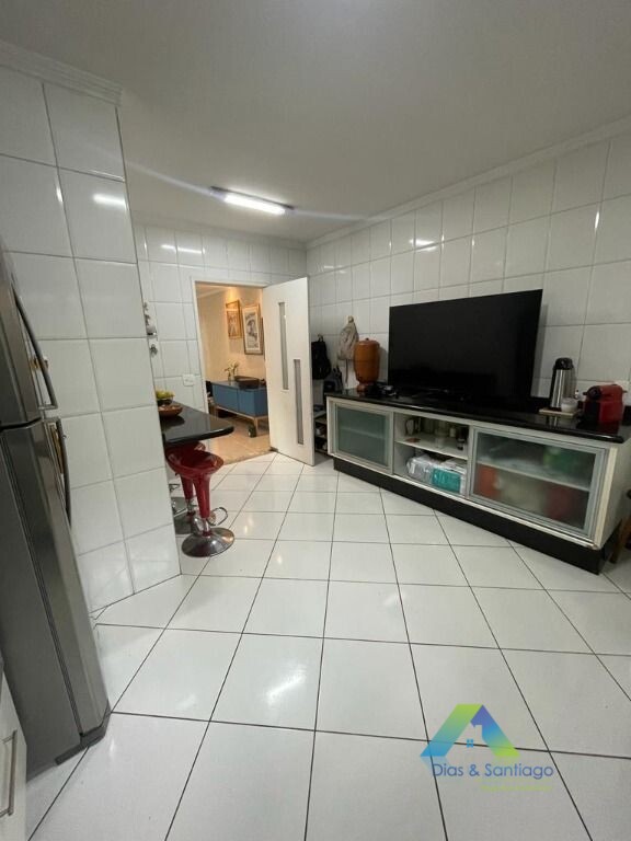 Sobrado à venda com 3 quartos, 260m² - Foto 4