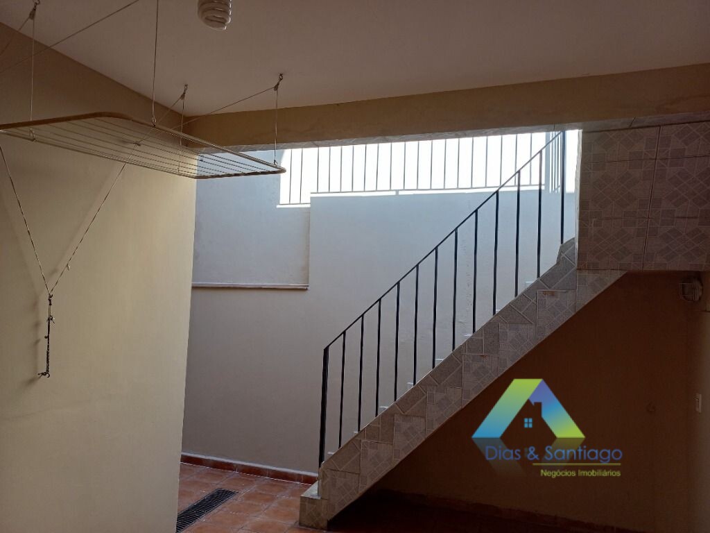 Sobrado à venda com 3 quartos, 230m² - Foto 16