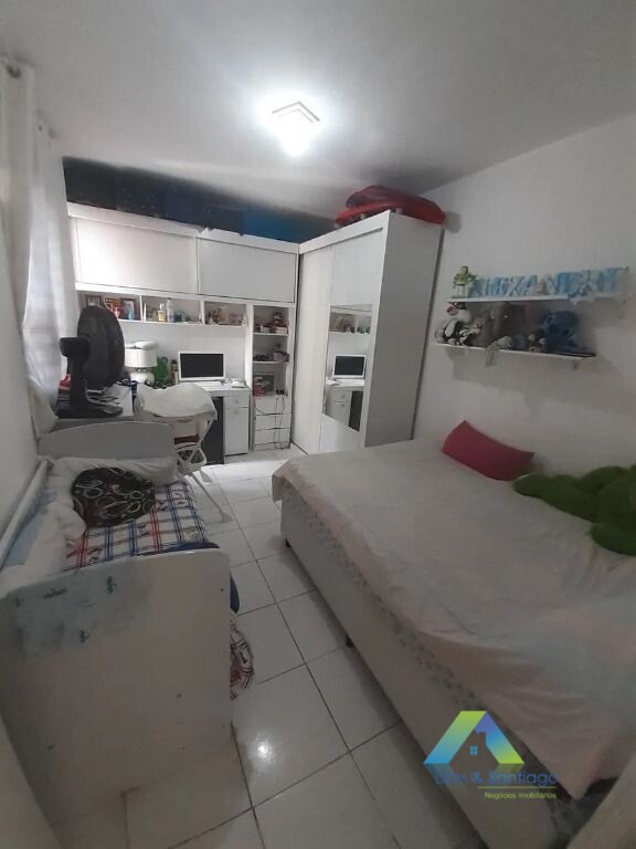 Apartamento à venda com 2 quartos, 69m² - Foto 4