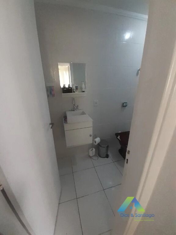 Apartamento à venda com 2 quartos, 69m² - Foto 6