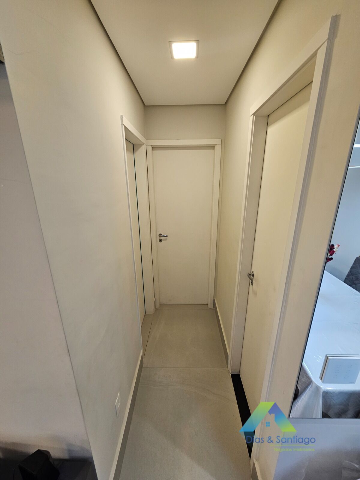 Apartamento à venda com 2 quartos, 72m² - Foto 10