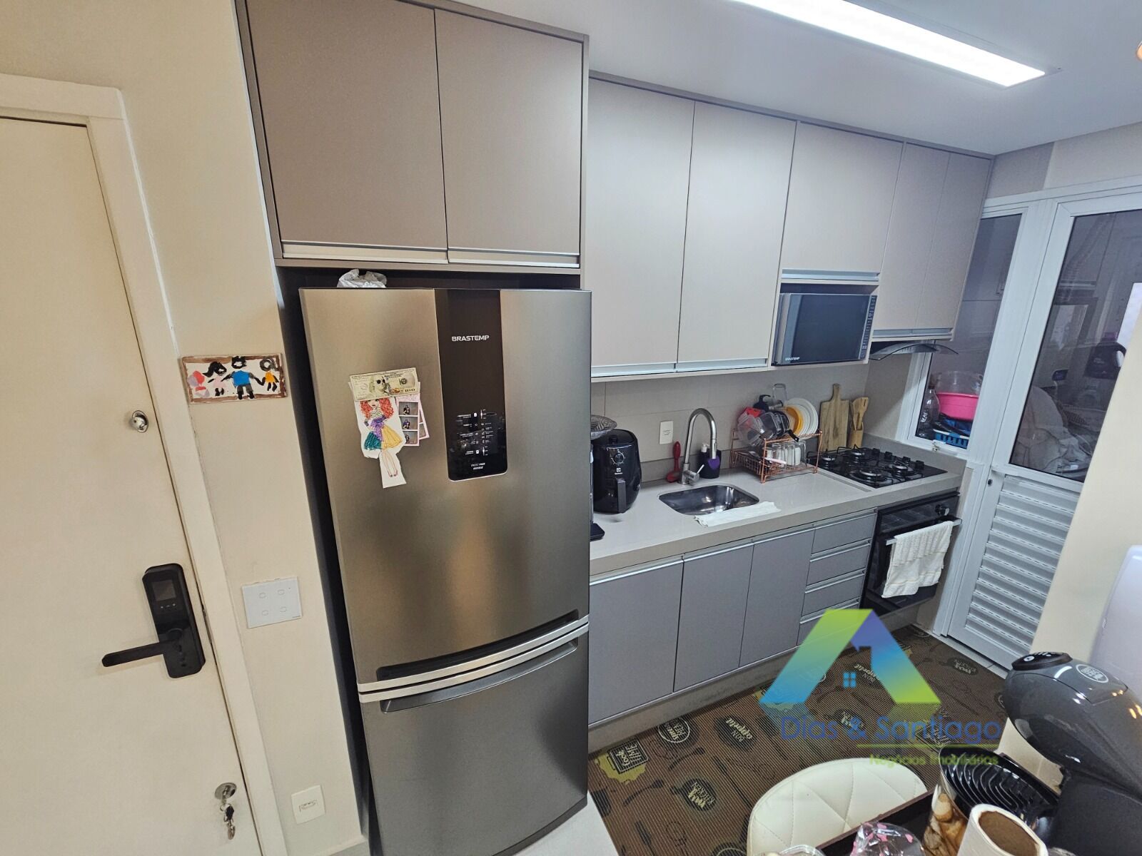 Apartamento à venda com 2 quartos, 72m² - Foto 9